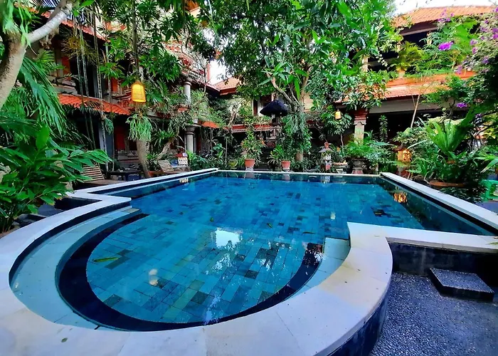 Hotel Pendawa Gapura Kuta 2*