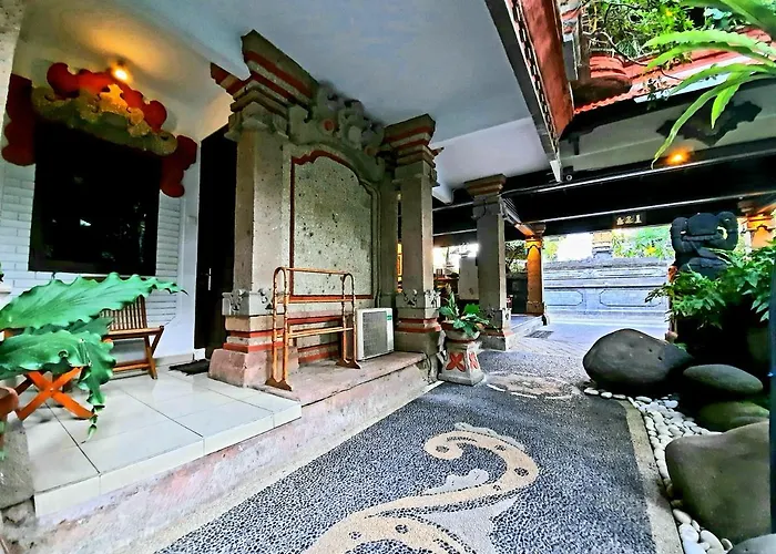 Pendawa Gapura Kuta Hotel