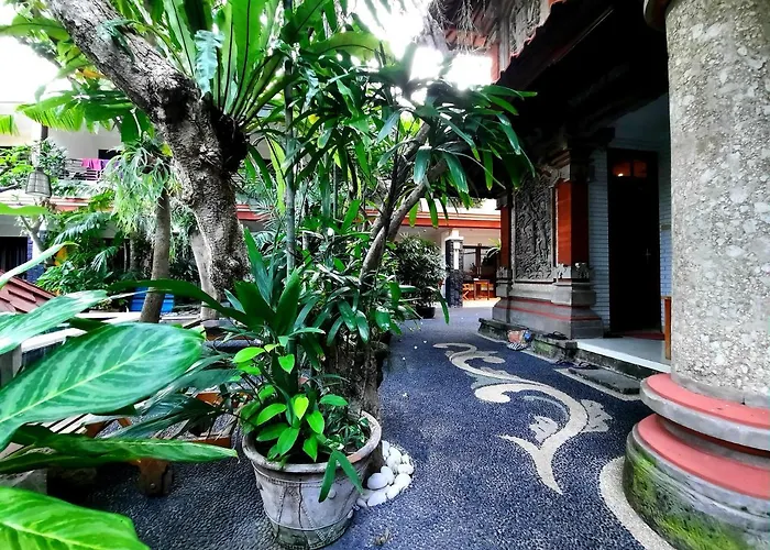 Pendawa Gapura Kuta Hotel 2*