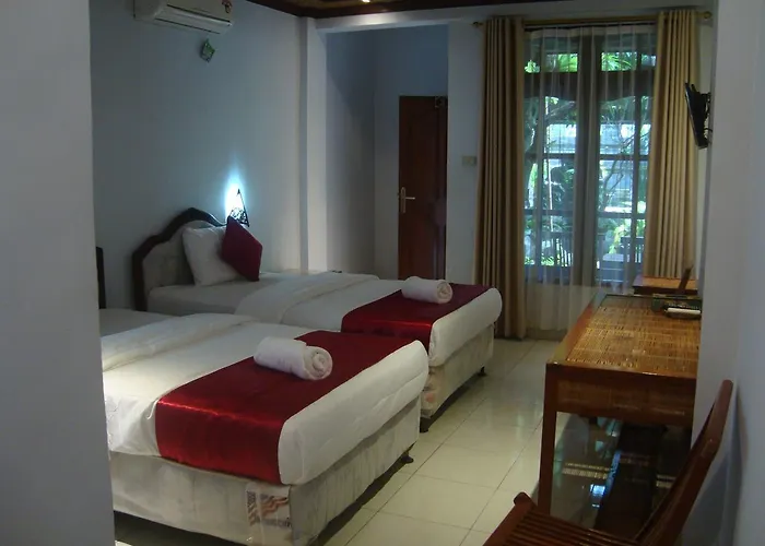 Pendawa Gapura Kuta Kuta (Bali)